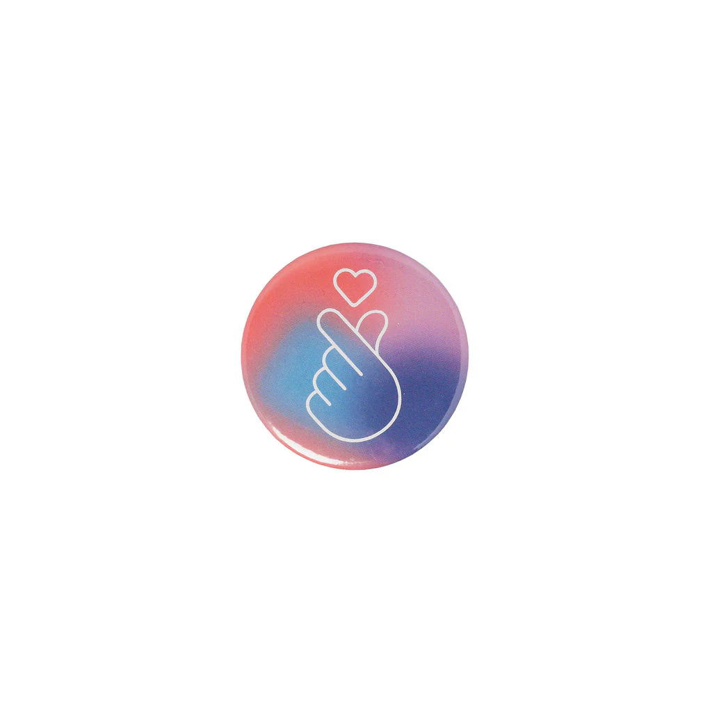 Button Badge Korean Wave Finger Heart NMA 58mm - Branded Ideas