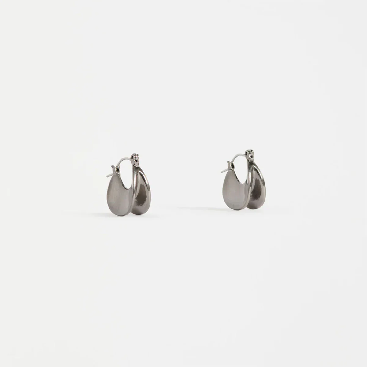 Earring Small Hoop Apenn Gunmetal - Elk Accessories
