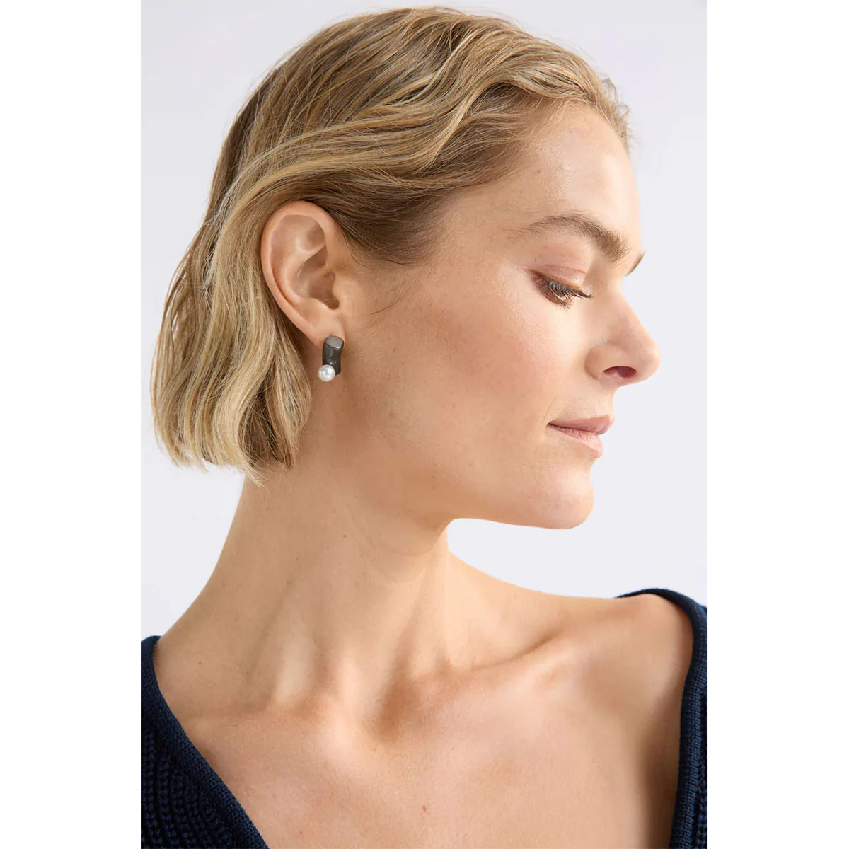 Earrings Ahas Gunmetal Stud - Elk - Image 2
