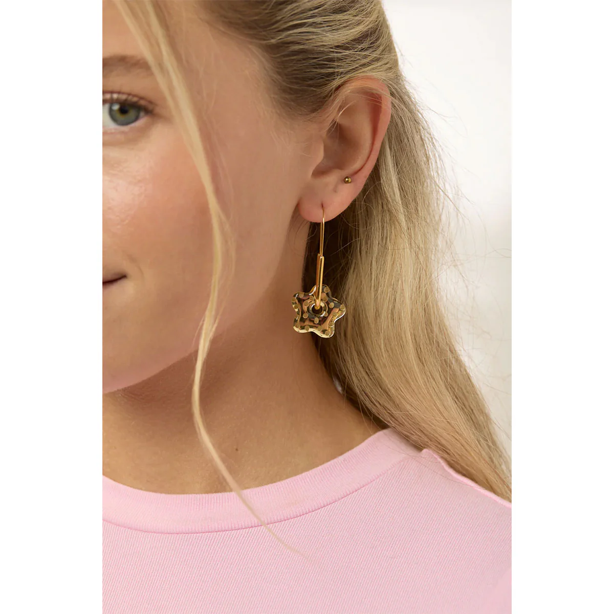 Earrings Dotty Flower Gold - Martha Jean - Image 2