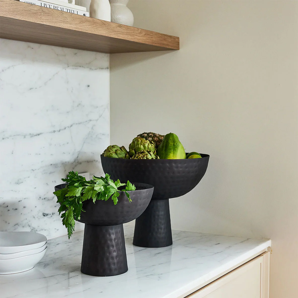 Pedestal Bowl Black Lrg 35.5x29cm - Madras Link - Image 2