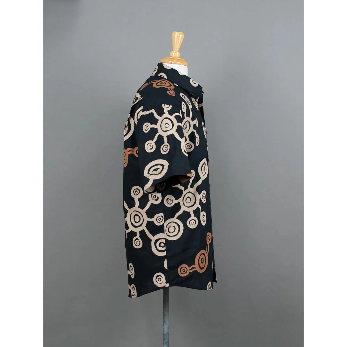Ronney Shirt Dalhousie Hot Springs - Ikuntji Artists - Image 2