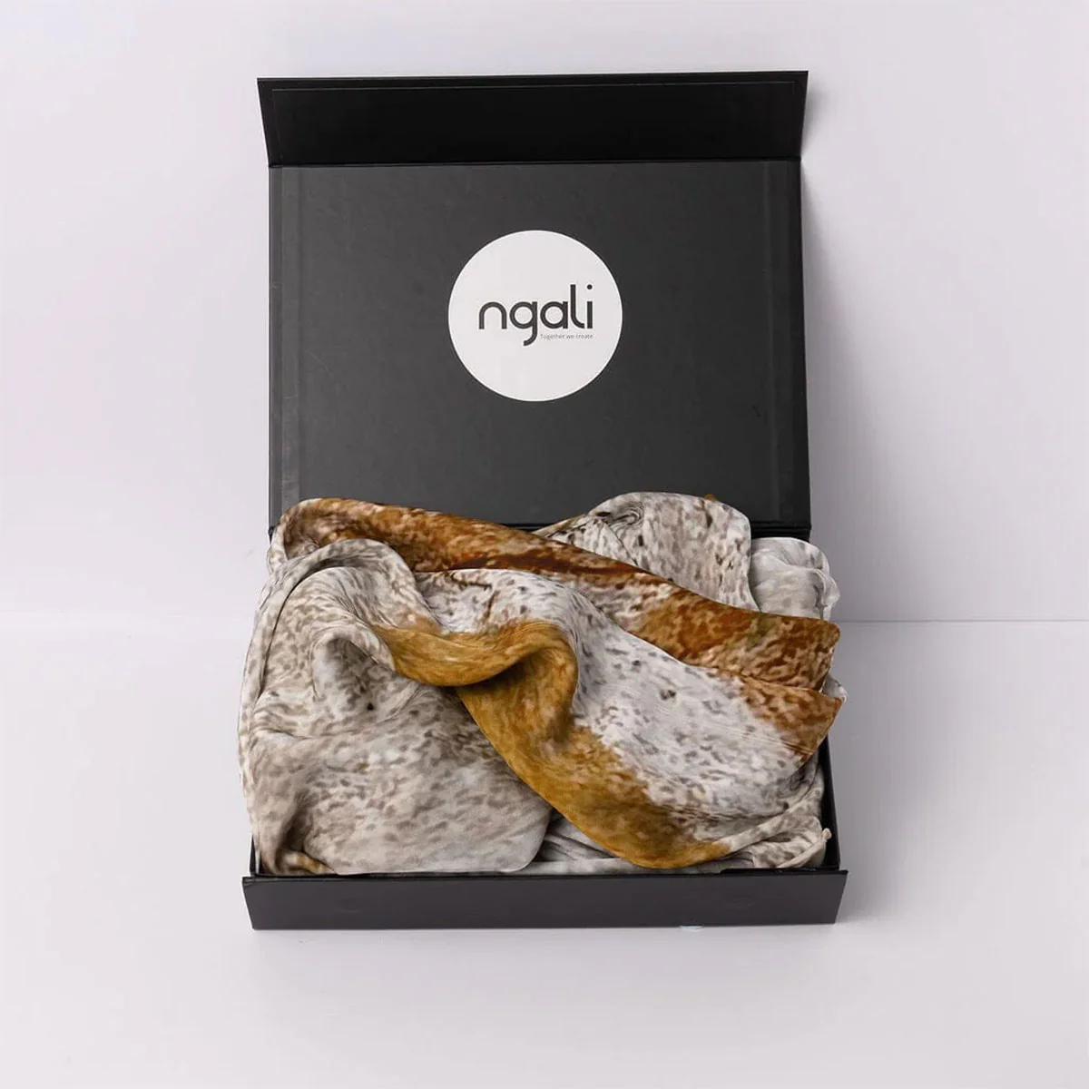 Scarf Ghost Gum Silk Scarf 180cm x 100cm - Ngali - Image 3