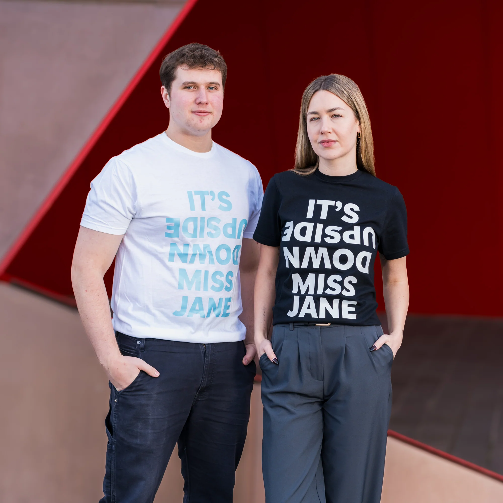 T-shirt It's Upside Down Miss Jane Black with White Writing - Image 4